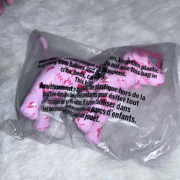 Victoria’s Secret Pink 2025 Valentine’s Day Limited Edition Mini Dog Brand New - Picture 6 of 9